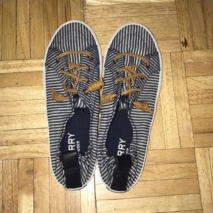 Brand new Sperrys